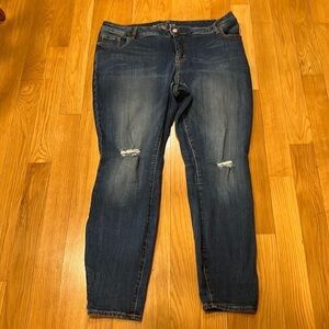 OLD navy women’s blue rockstar jeans size 22 plus long .